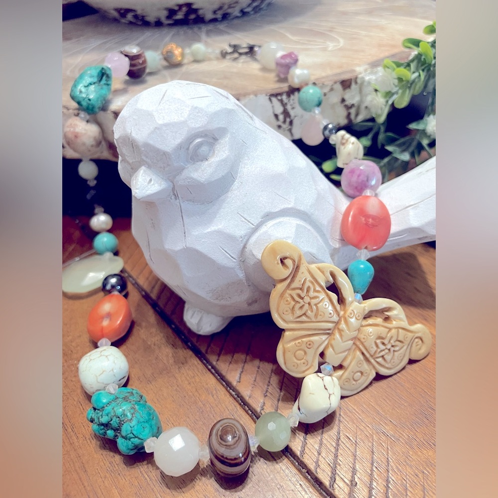 Multi Natural Stone Necklace with side Carved Butterfly